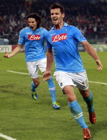 以其跳投和 以其跳投和